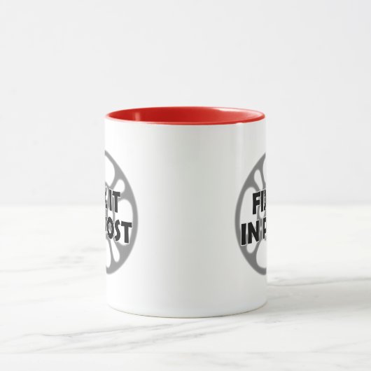 "Regeln Sie es im Posten" VFX Tasse (Zentrum)