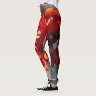 Regen auf orange Blumen-personalisiertem Namen Leggings