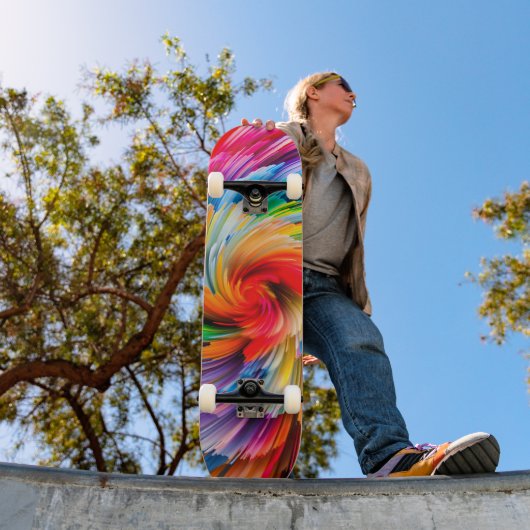 Regenbogen-Abstrakte Lebendige Spirale Modern Skateboard (Außenbereich 1)