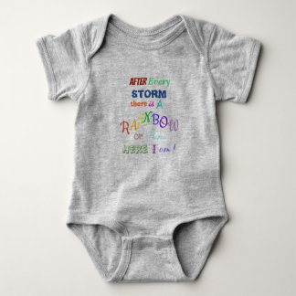 Regenbogen-Baby Baby Strampler