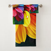 Regenbogen-Blüten-Kunst Badhandtuch Set (Insitu)