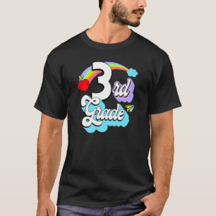 Regenbogen der dritten Klasse zurück zur dritten K T-Shirt