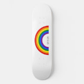 Regenbogen der Gay Pride. Liebe ist Liebe. Skateboard (Vorderseite)