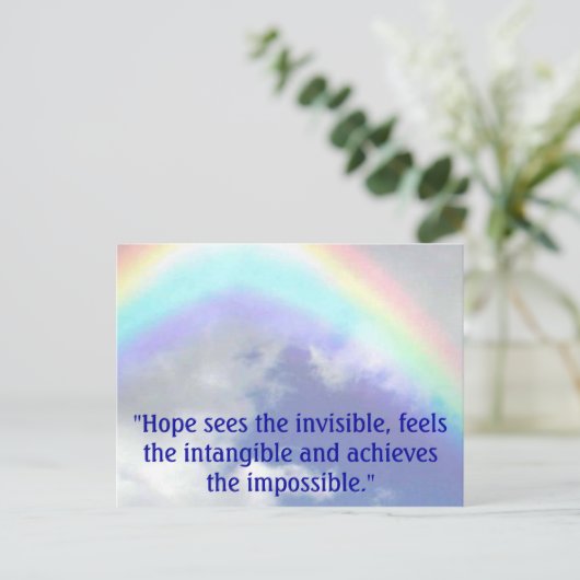 Regenbogen, "Die Hoffnung sieht das Unsichtbare, f Postkarte (Stehend Vorderseite)