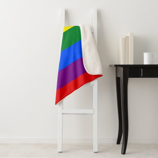 Regenbogen-Gay Pride-Flagge Sherpadecke (Beispiel)