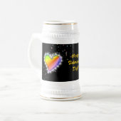 Regenbogen-Herz mit Sternchen auf schwarz Bierglas (Vorderseite Links)