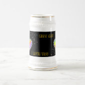 Regenbogen-Herz mit Sternchen auf schwarz Bierglas (Mittel)