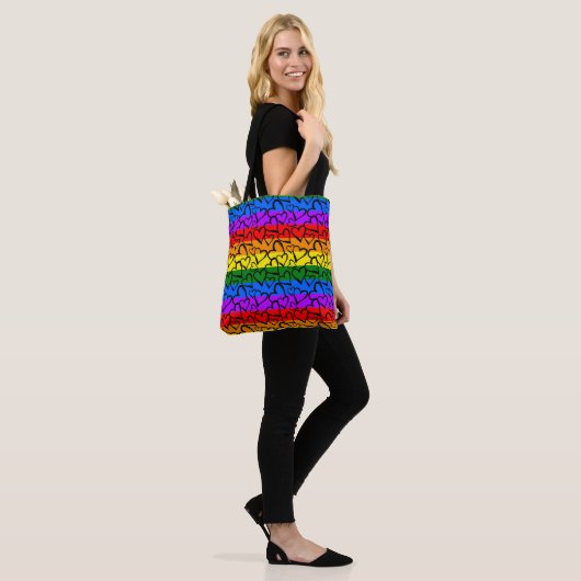 Regenbogen Herzmuster Tasche (Am Model)