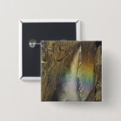 Regenbogen in den oberen Yosemite-Fällen in Yosemi Button (Vorne & Hinten)