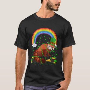 Regenbogen-Irischer Kleeblatt-Roter Panda St. Patr T-Shirt