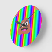 Regenbogen kackte Emoji Runde Wanduhr (Winkel)