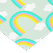 Regenbogen mit blauer Wolke Tischdecke (Schrägansicht)