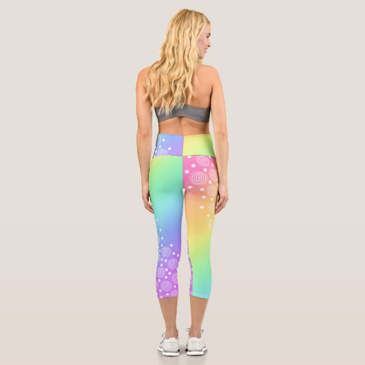 Regenbogen mit Circles Capri Leggings (Rückseite)