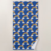 Regenbogen mit weißen Wolken Strandtuch (Vorderseite)