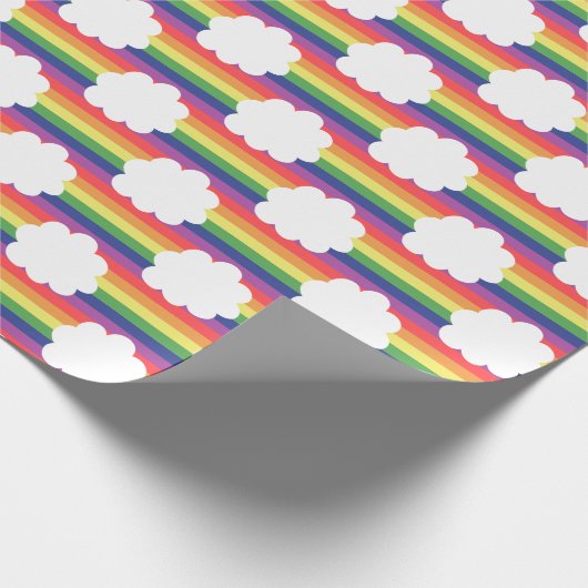 Regenbogen mit Wolken Geschenkpapier (Ecke)