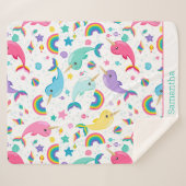 Regenbogen Narwhal unter den Meermädchen Personali Sherpadecke (Vorderseite (Horizontal))
