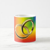 Regenbogen-Stolz mit Goldhochzeits-Bändern Kaffeetasse (Mittel)