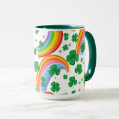 Regenbogen Streifen & Shamrocks Nahtlos Glücklich Tasse (VorderseiteRechts)