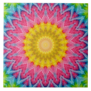 Regenbogen-Tie-Dye-Mandala mit lebendiger Symmetri Fliese