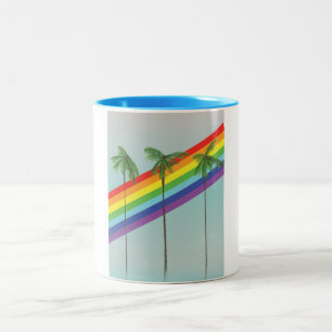 Regenbogen und Palmen Zweifarbige Tasse