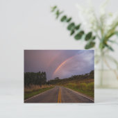 Regenbogen und Straße Postkarte (Stehend Vorderseite)