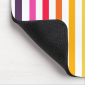 Regenbogen und weiße Streifen Mousepad (Ecke)