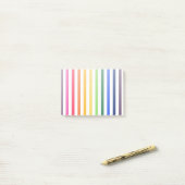 Regenbogen und weiße Streifen Post-it Klebezettel (Auf Schreibtisch)