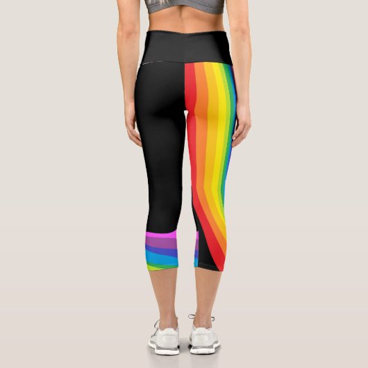 Regenbogen Yoga Pants Schwarzer Capri mit Regenbog (Rückseite)