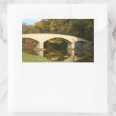Regenbogenbrücke im Herbst an der Grove City Uni Rechteckiger Aufkleber (Tasche)