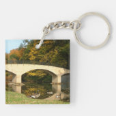 Regenbogenbrücke im Herbst an der Grove City Uni Schlüsselanhänger (Rückseite)