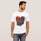 Regenbogenfarben Herzliche Liebe über Hass T-Shirt (Vorne ganz)