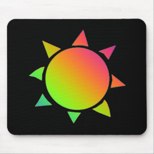 Regenbogenfarbene Sonne mit schwarzem Hintergrund Mousepad