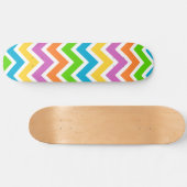 Regenbogenfarbene Welle Skateboard (Horizontal)