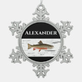 Regenbogenforelle Rustikaler Aspen Rinde Hintergru Schneeflocken Zinn-Ornament (Vorderseite)