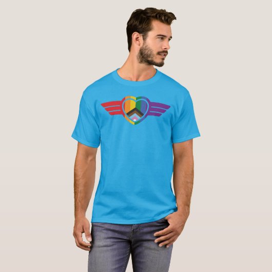Regenbogenherz mit Flügeln T-Shirt (Vorne ganz)