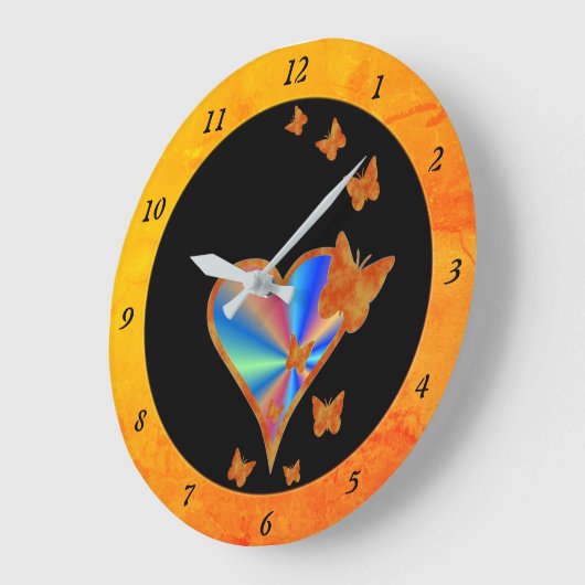 Regenbogenherz und Schmetterling Große Wanduhr (Winkel)