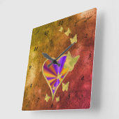 Regenbogenherz und Schmetterling Quadratische Wanduhr (Winkel)