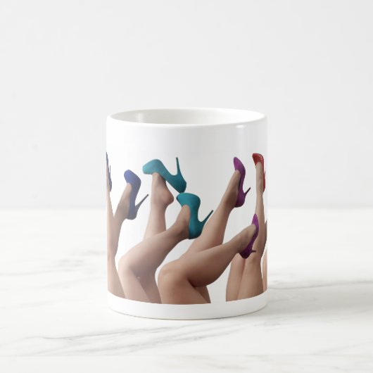 Regenbogenlogo mit buntem Heels Kaffeetasse (Mittel)