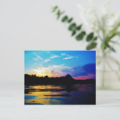 Regenbogensonnenuntergang auf Bergsee Postkarte (Stehend Vorderseite)