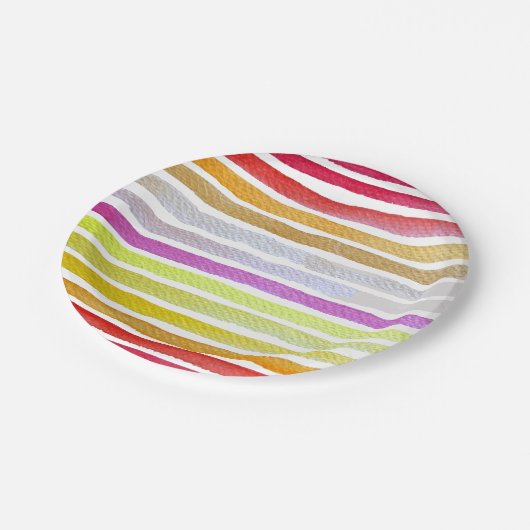 Regenbogenstreifen niedliche Wasserfarbe Pappteller (Schrägansicht)