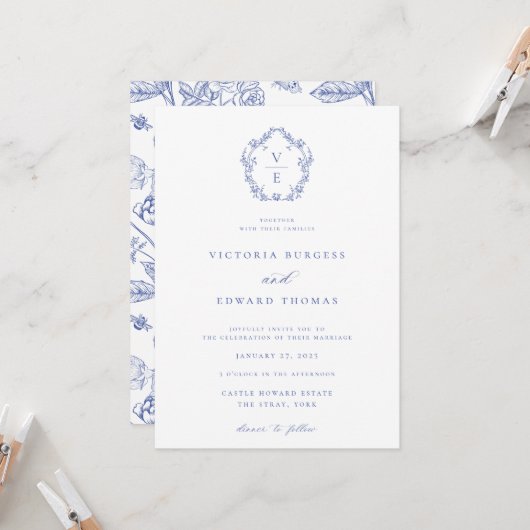 Regency Blue Wappen Monogram Wedding Einladung (Vorderseite/Rückseite Beispiel)