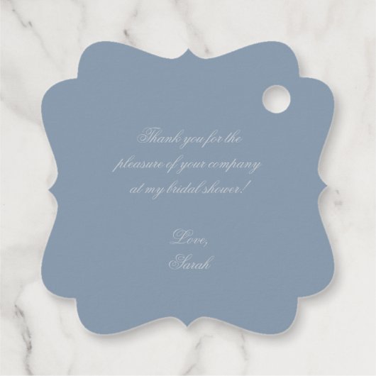 Regency Dusty Blue Elegantes Wappen Brautparty Geschenkanhänger (Rückseite)