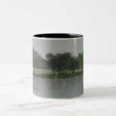 Regentag am See Tasse (Mittel)