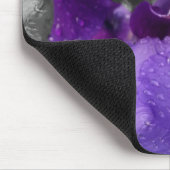 Regentropfen an Iris Mousepad (Ecke)