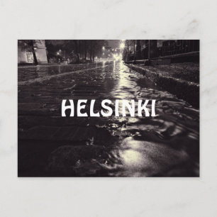 Regenwasser, das auf einer Postkarte von Helsinki 