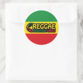 Reggae Music with positive vibes and reggae flag Runder Aufkleber (Tasche)