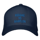 Reggae vs Babylon - Rastafari Roots Cap Bestickte Baseballkappe (Vorderseite)