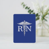 Registriert Nurse RN Caduceus auf Navy Blue Begleitkarte (Stehend Vorderseite)