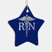 Registriert Nurse RN Silver Caduceus Navy Blue Dek Keramik Ornament (Rechts)