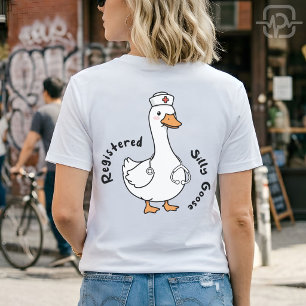 Registrierte Alberne Gans Lustige Krankenschwester T-Shirt